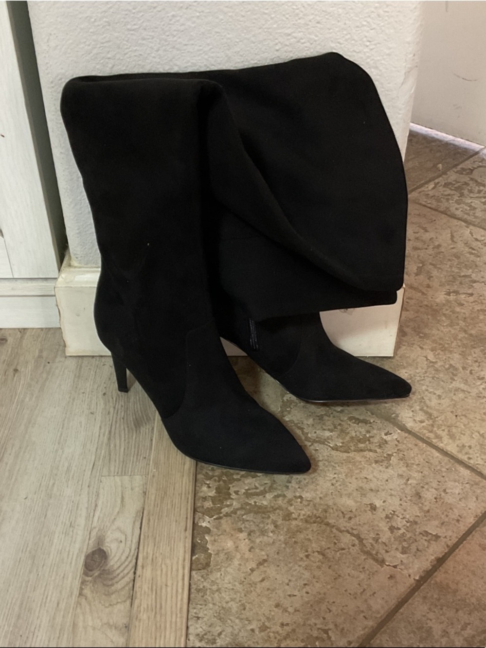 Kendall & Kylie Black Pointed Toe Knee-High Heeled Boots
